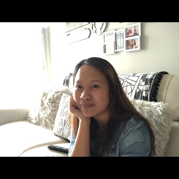 Meet your Posher, Daphne - Picture 2 of 2